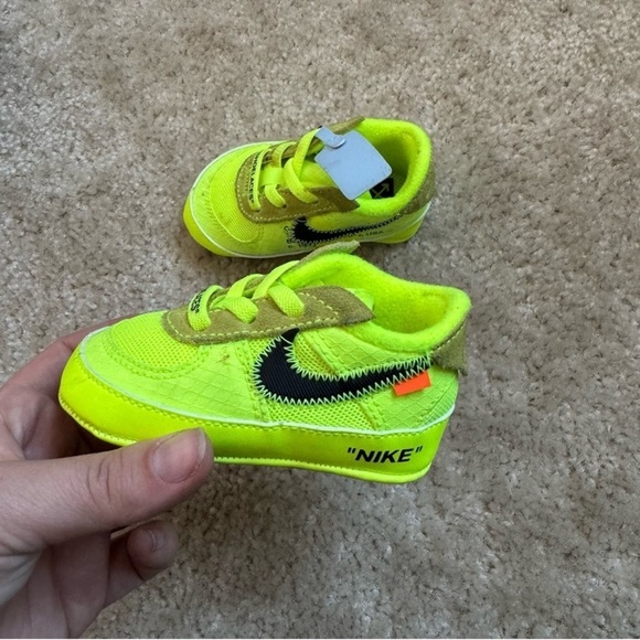 Nike Infant Off-White X Air Force 1 Low CB 'VOLT' Size: 3C - Picture 1 of 10